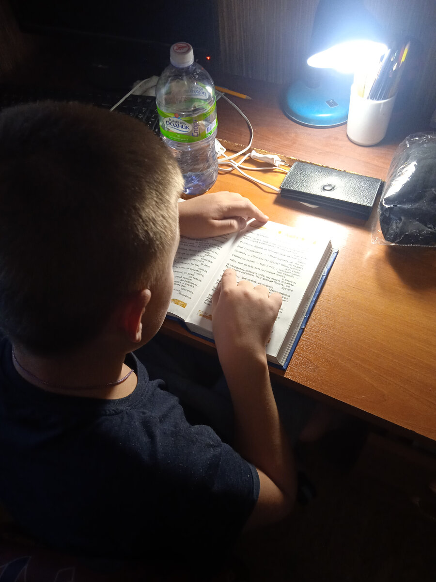 Смотрим в книгу, видим фигу)