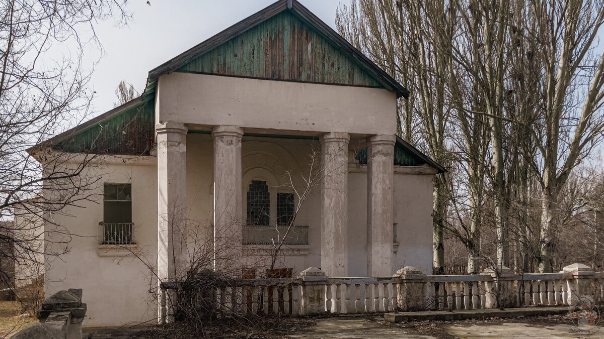 Распад СССР не пошёл ему на пользу: умирающий городок куда в годы ВОВ эвакуировали торпедный завод Каспийска