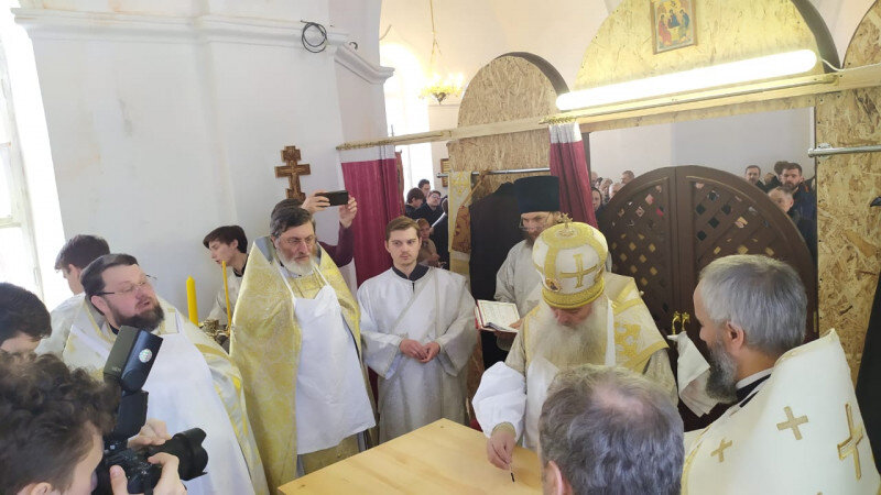     В Барнауле освятили бывший планетарий. Федор Клименко