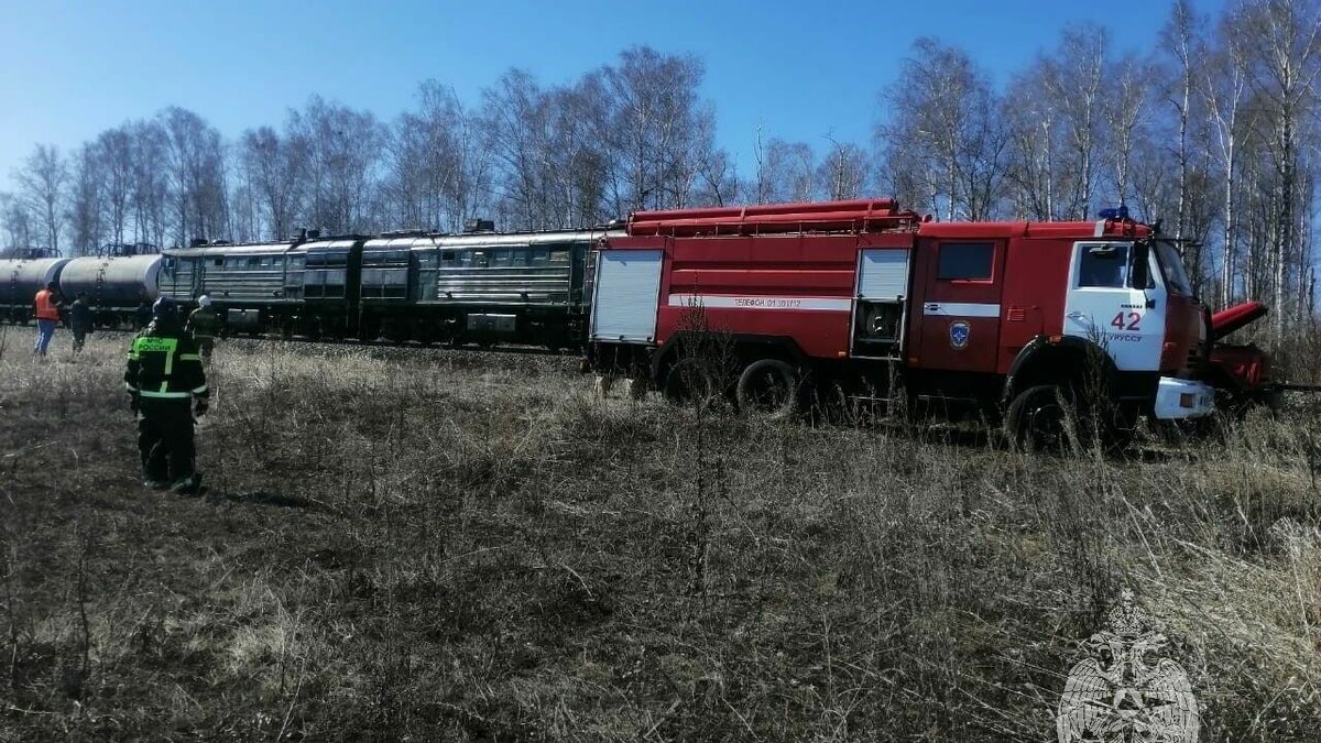    В Ютазинском районе Татарстана на железнодорожной станции загорелся тепловоз. Об этом сообщили в пресс-службе ГУ МЧС России по республике.