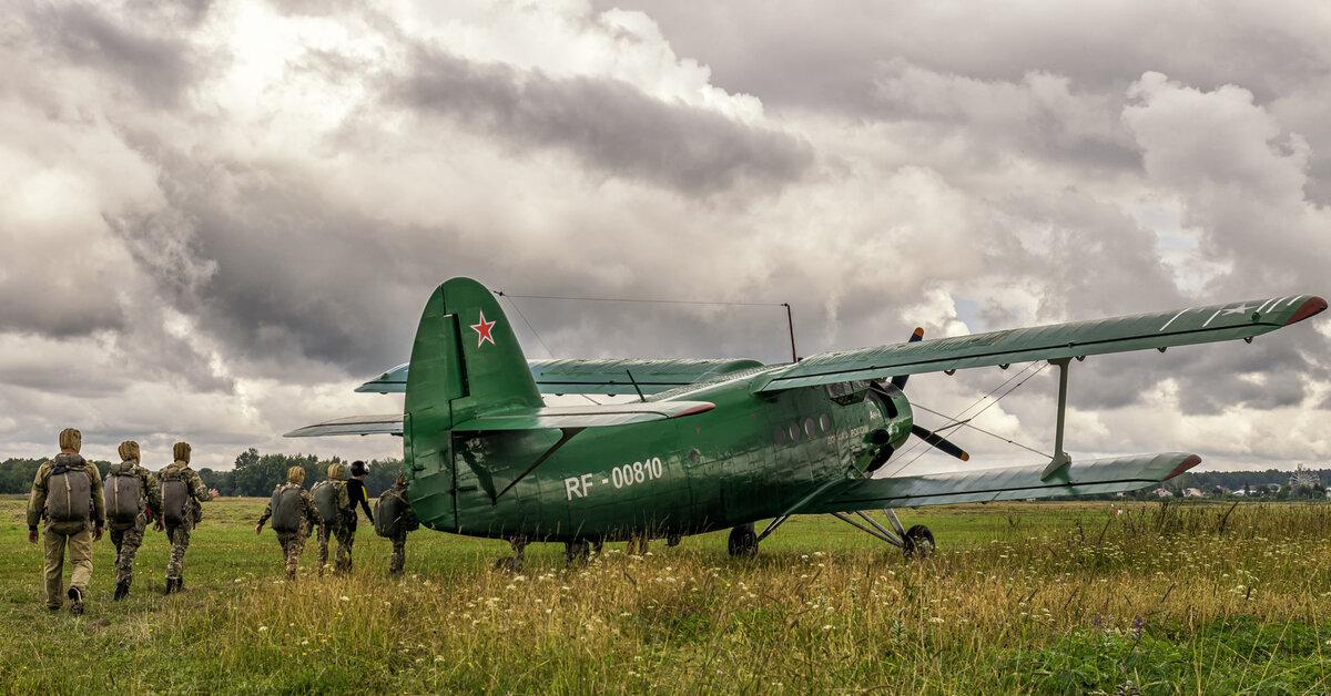 Прыжок с АН 2 ВДВ