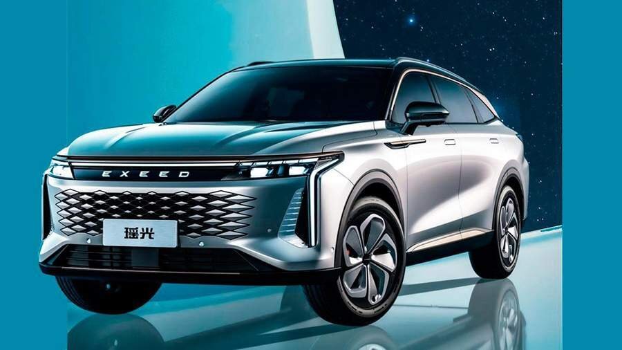     На рынках других стран китайский паркетник будет называться Exeed RX