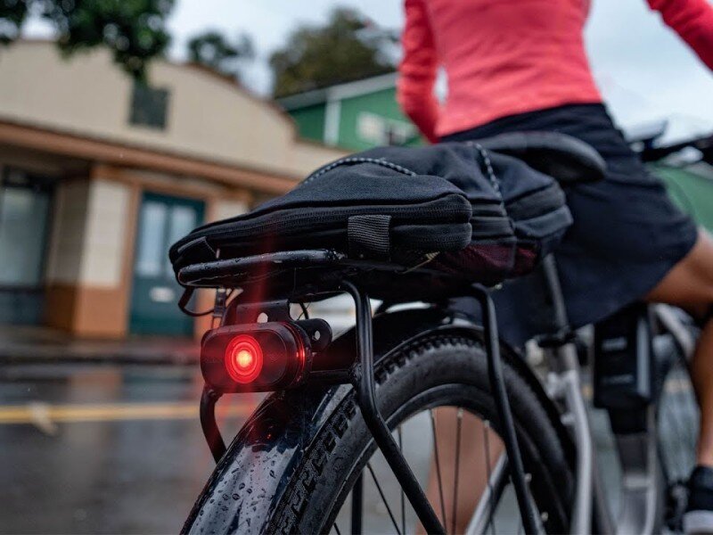    Велосипедный эхолокатор от Garmin предупреждает о машинах поблизости