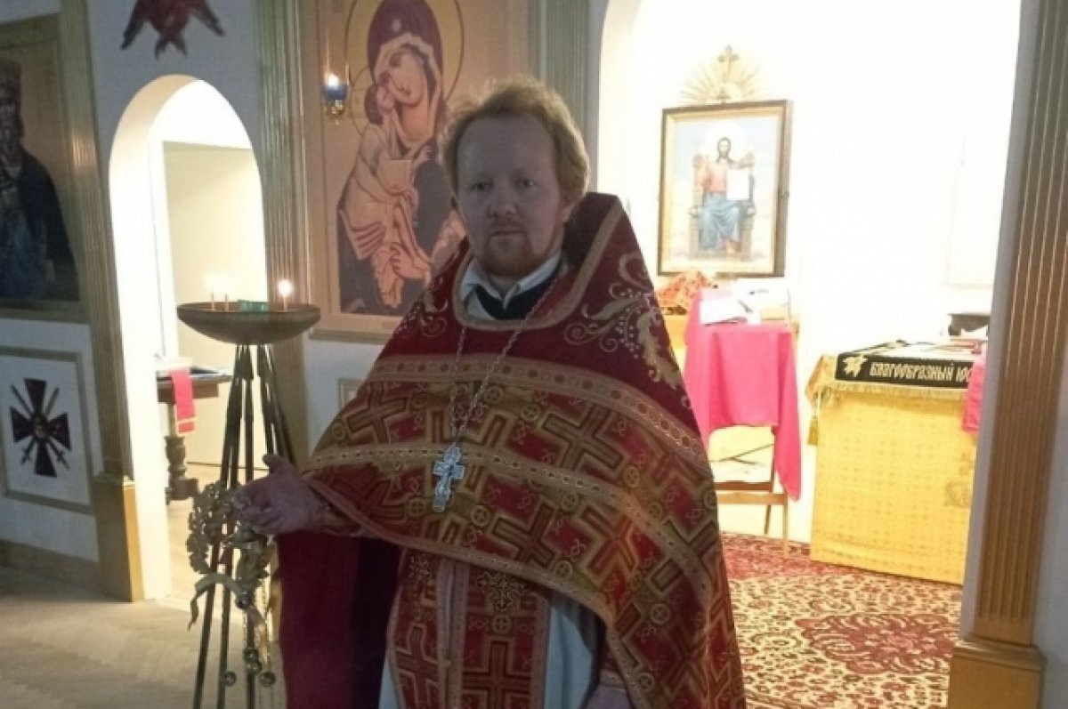    Отец Василий был рукоположен в сан почти 10 лет назад