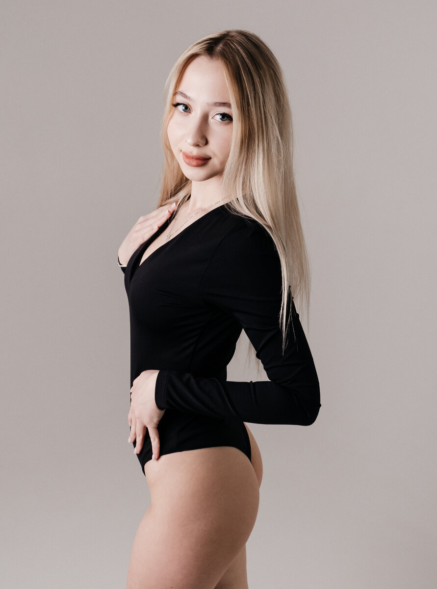 Модель Александра в уфимской фотостудии Reel Stories, 6.04.23