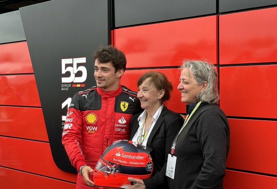    Шарль Леклер и семья Жиля Вильнёва уладили конфликтСтраница Эндрю Бенсона в соцсетях