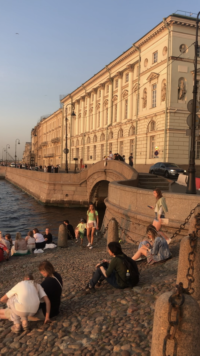 Мосты дворцовой набережной. Дворцовая набережная СПБ. Дворцовая набережная Дворцовый мост. Дворцовая набережная 2 в Санкт-Петербурге. Дворцовая набережная 22.