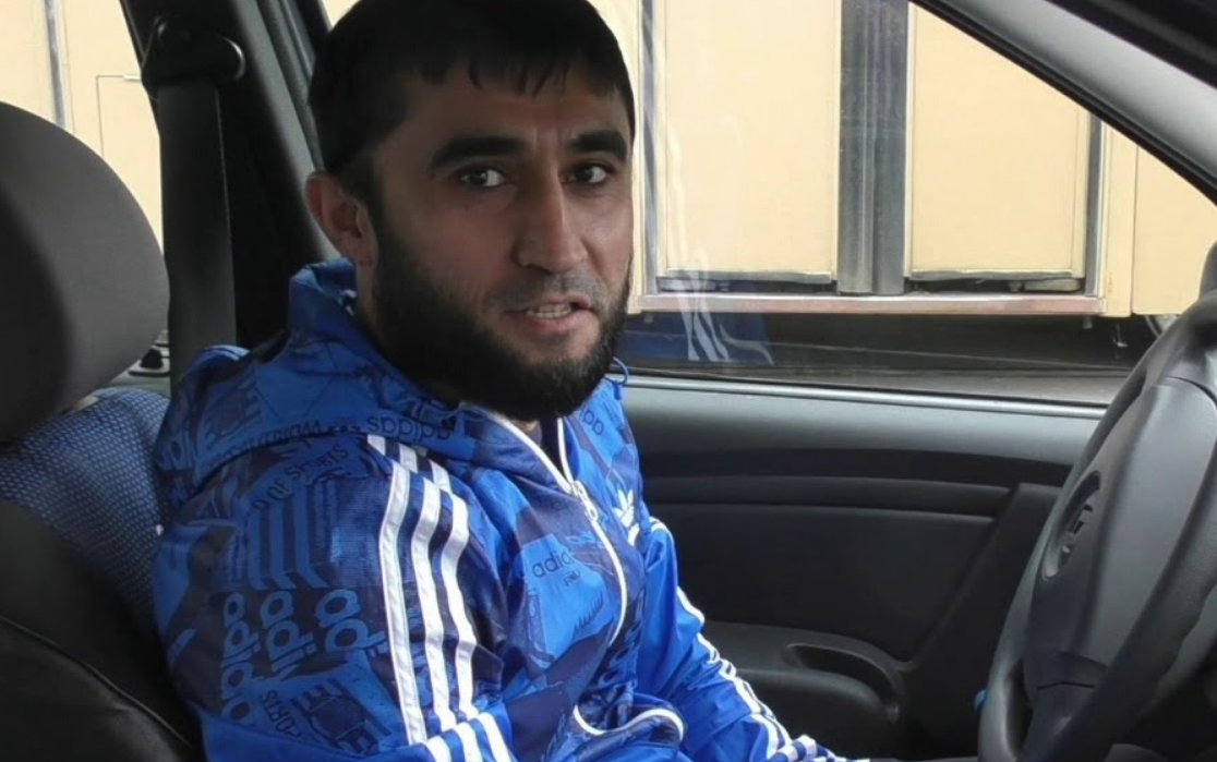 Фото моего друга из такси.