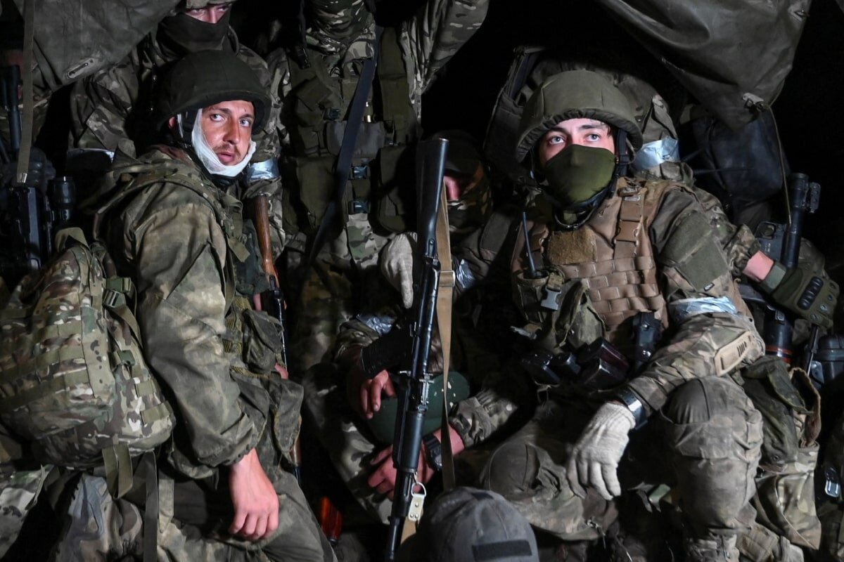 4 гиап ввс кбф. речкалов григорий андреевич самолет. летчики на войне 1941-1945. летчики во время мятежа. летчики французской эскадрильи «нормандия-неман».