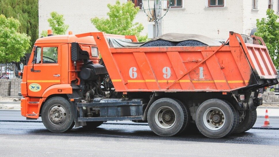     Гострудинспекция расследует несчастный случай с водителем самосвала в Абакане.