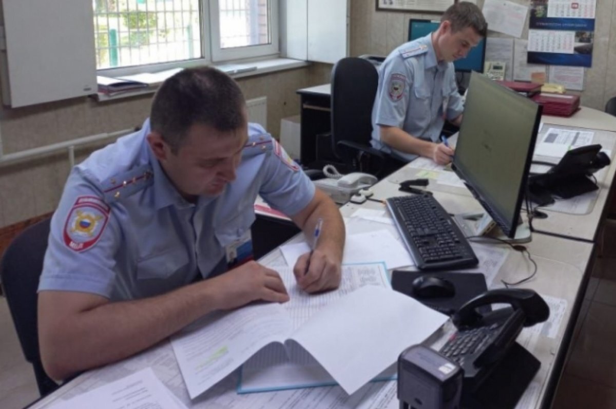    В Тольятти мошенник убедил прохожую на улице «одолжить» ему 4,5 тысячи