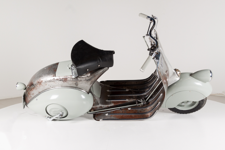 Vespa из фильма "Римские каникулы"