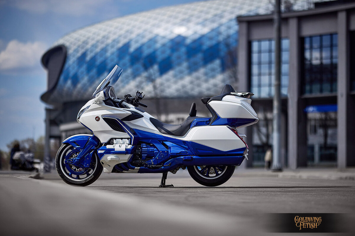 Мотоцикл Honda Gold Wing 1800 Автомат ABS Traction Navy Full Комплектация с пробегом 17475 км