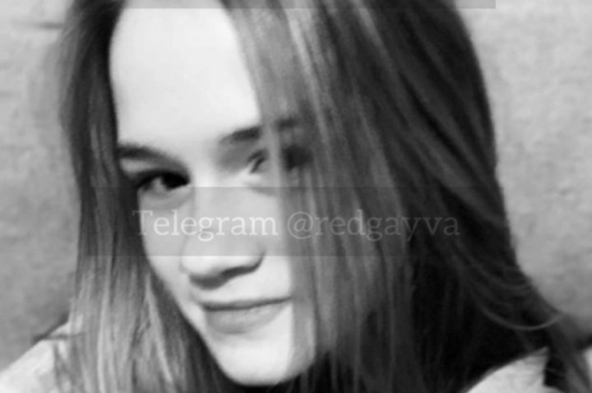    Приметы девочки: Рост 150см, волосы русые длинные.