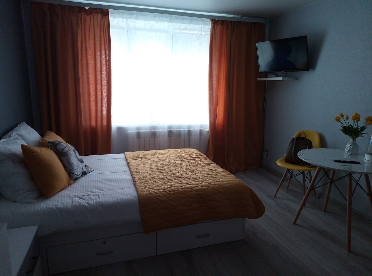 Мы даже подумали ,что тюльпаны живые) 