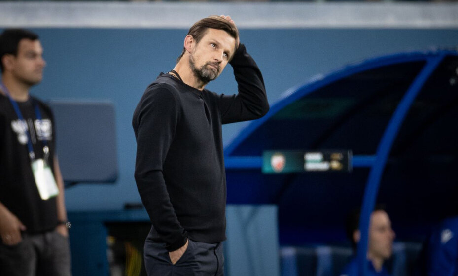    Сергею Семаку придется выстраивать новую команду прямо по ходу сезона. Фото: ФК "Зенит"