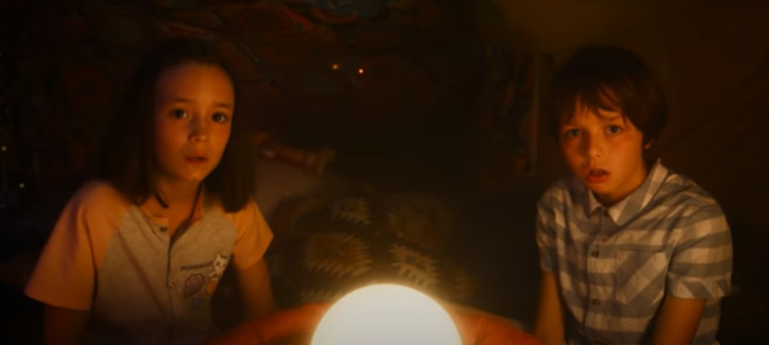 Кадр из фильма "Милый друг" / La dernière vie de Simon (2019, Франция), режиссёр Лео Карманн