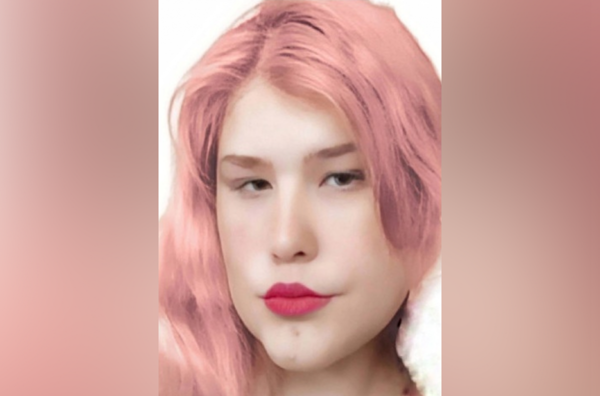    Под Новосибирском пропала 18-летняя девушка с розовыми волосами