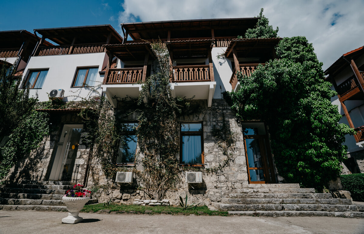 Отель Абаата. Историческое место. Гагра. Абхазия. | Пᴏᴇхᴀᴧи!🗺🏔✈🏝🌍🛤🚇📸  | Дзен