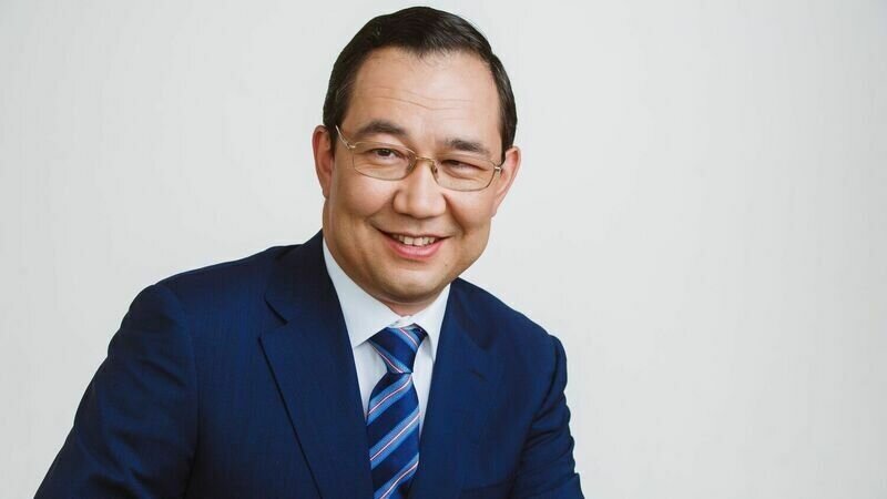     Эксперты полагают, что череда скандальных «сенсаций» последних месяцев направлена на то, чтобы ослабить позиции главы республики Айсена Николаева. Его антикоррупционная борьба — как кость в горле для местных элит.