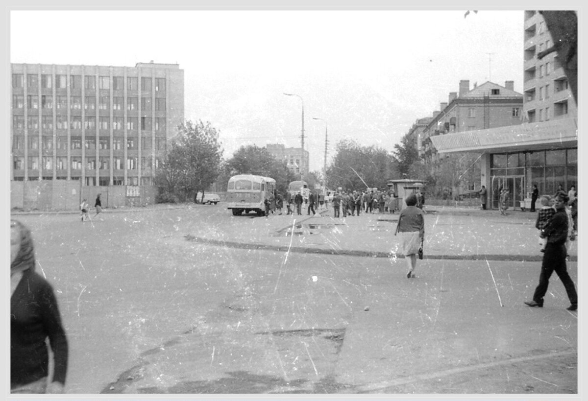 Головинский водный стадион. Метро Водный стадион 1980. Водный стадион 70х. Водный стадион 1995 год. Метро Речной вокзал 70-е годы.