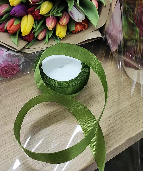 Букеты и цветы на 8 Марта