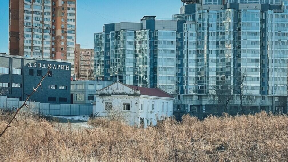     Кредит получить достаточно сложно.