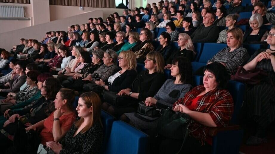     Церемония открытия Года прошла 10 марта в краевом центре на площадке Краевого центра образования