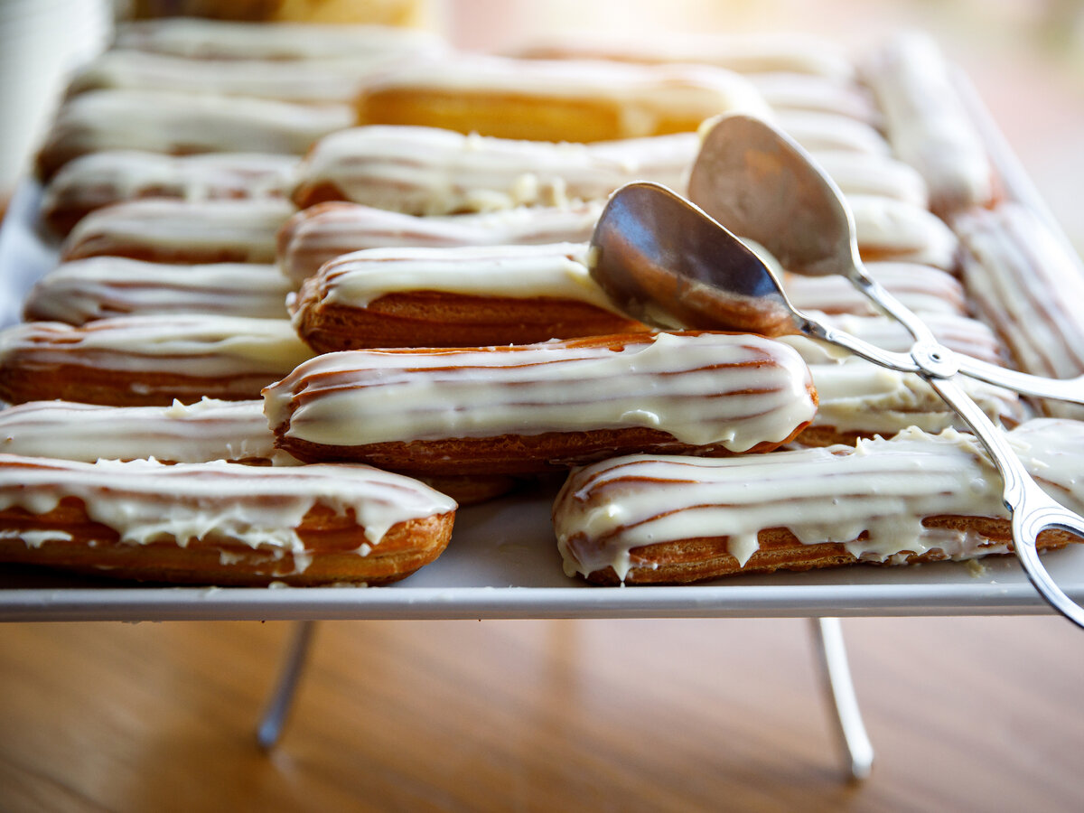 Как приготовить эклеры.