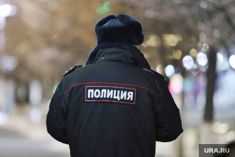    На место происшествия приехали силовики