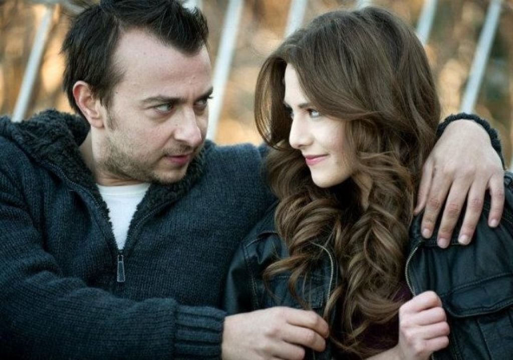      Кадр из сериала "Лейла и Меджнун"