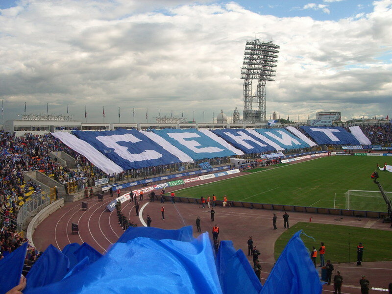 "Еенит" снова  в деле