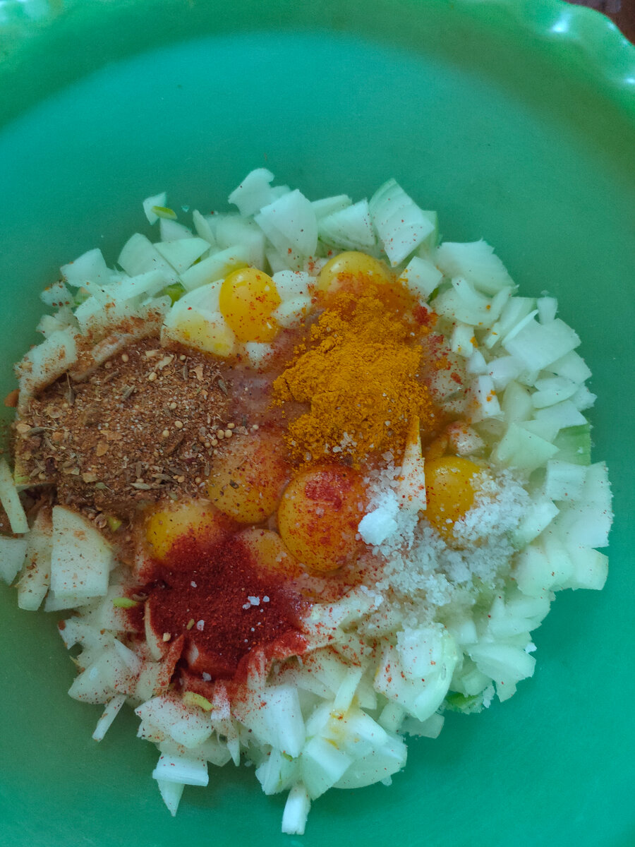 Приправы по вкусу. Фото автора.