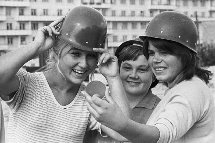 Как выглядели советские женщины и какой была их жизнь. Фотоподборка 1950-х - 1980-х годов