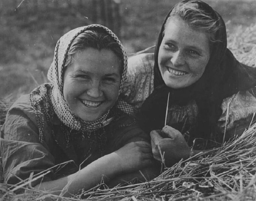 Как выглядели советские женщины и какой была их жизнь. Фотоподборка 1950-х - 1980-х годов