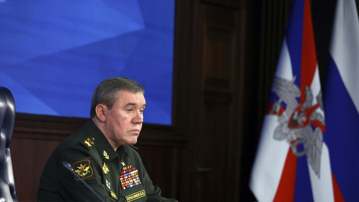 Нач Генштаба России Герасимов фото с сайта https://spb.tsargrad.tv/news/panika-v-pentagone-posle-besedy-shojgu-s-ostinym-ssha-zaprosili-peregovory-s-gerasimovym_743397
