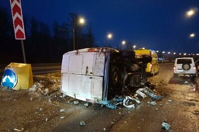    Авария на автодороге А104 в Дмитровском городском округе © Пресс-служба ГКУ МО «Мособлпожспас»