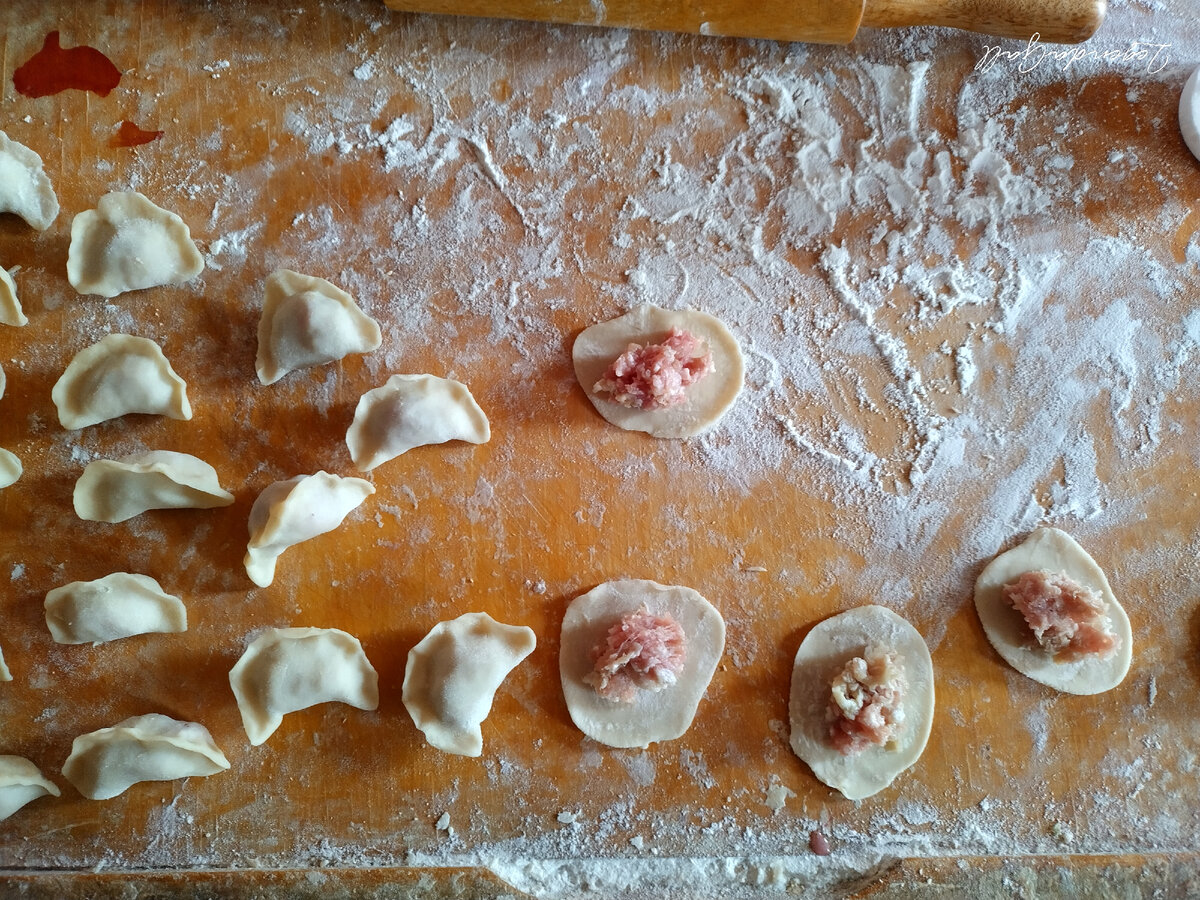 Ну и мои вожделенные пельмешки