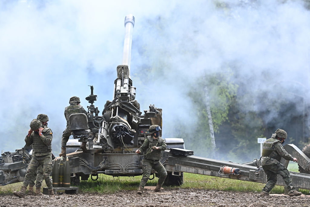 Гаубица 2024. M777 Howitzer. Американская гаубица м777. М 777 гаубица м777. M777 155mm Howitzer.