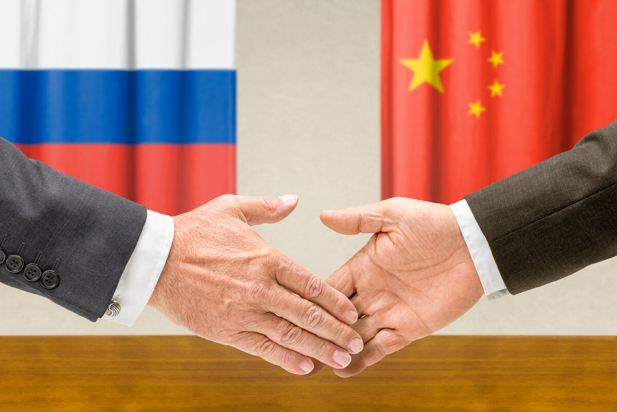 
Россию и Китай, две могущественные нации с богатой культурой и историей, связывают сложные и давние отношения.