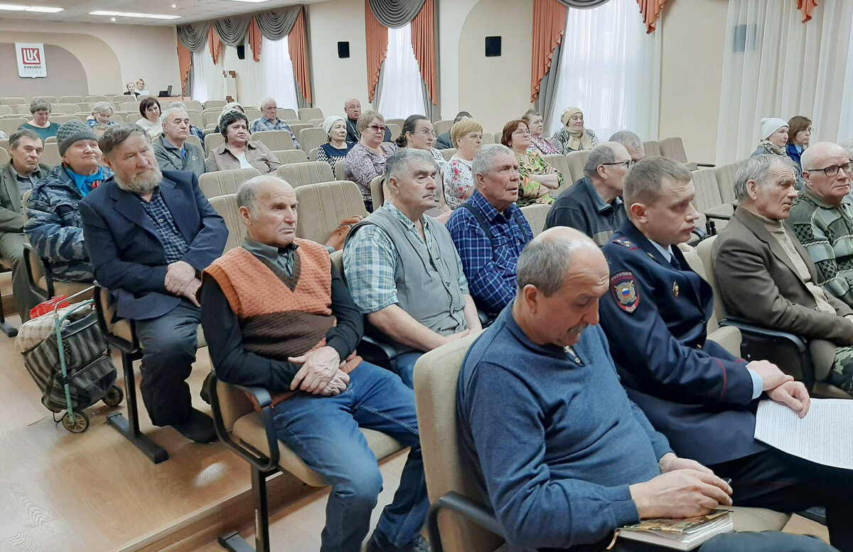 Помимо жителей села Кыласово на встречу приехали люди из деревень Шавкуново, Уфа, Канабеково