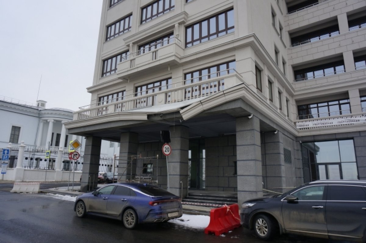    Карниз нового ЖК «Георгиевский» обрушился в Нижнем Новгороде