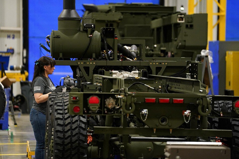     Производство комплексов HIMARS в США  REUTERS