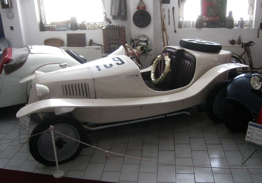 Tatra 11 Special,Спортивная и гоночная версия машины.