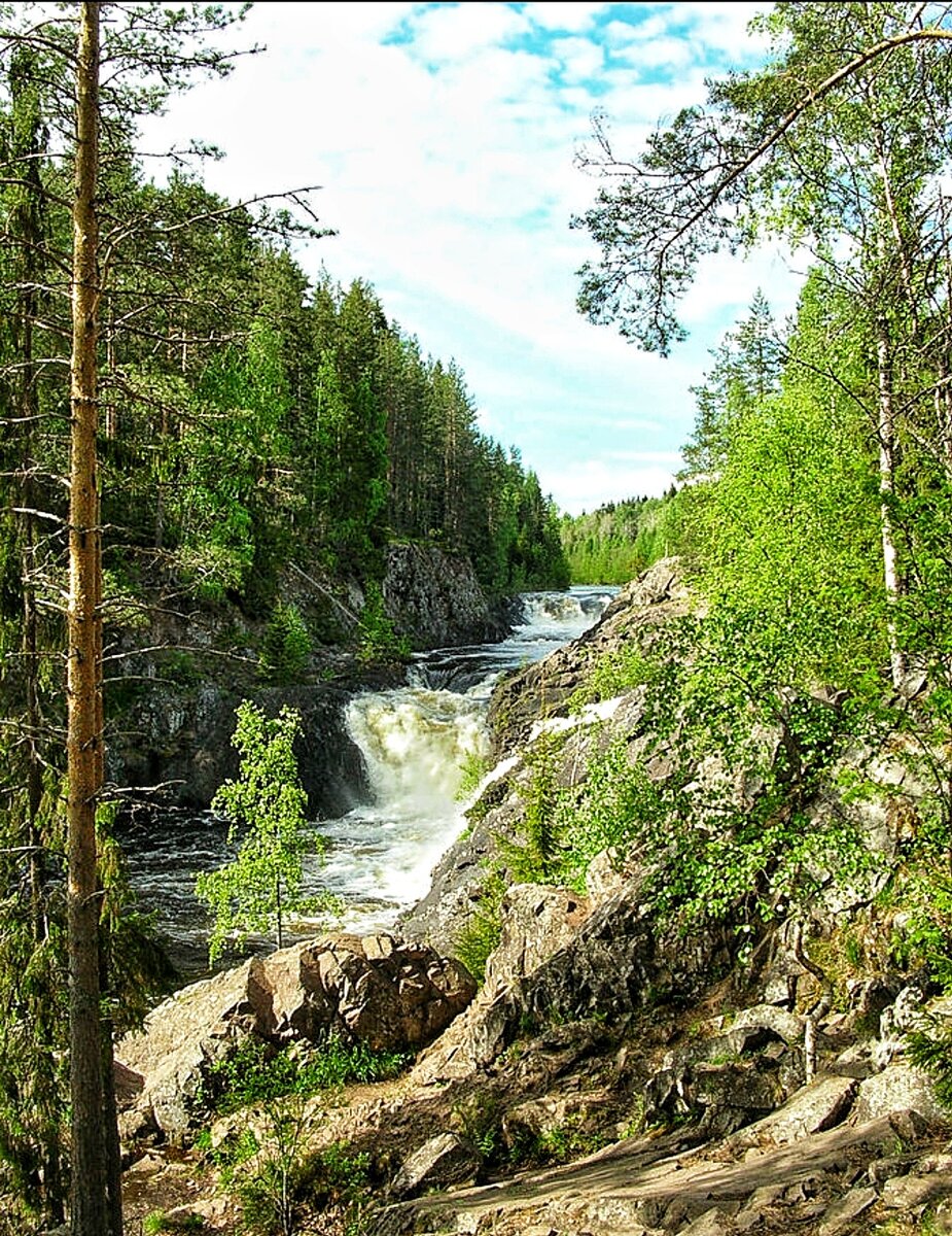 Водопад Кивач в Карелии