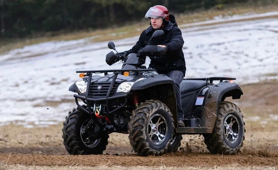      Сам якобы "минский" квадроцикл весьма неплохой, да только стоит гораздо дороже