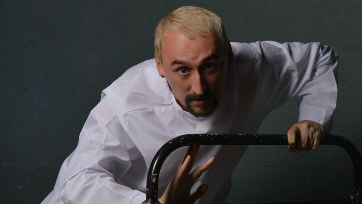     В Хакасии на принудительное лечение в психбольницу отправили абаканца, который поджег электрощит на здании правительства республики.