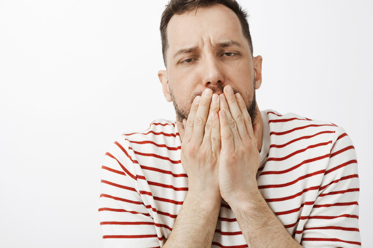 Тошнота, рвота (источник изображения: freepik.com)