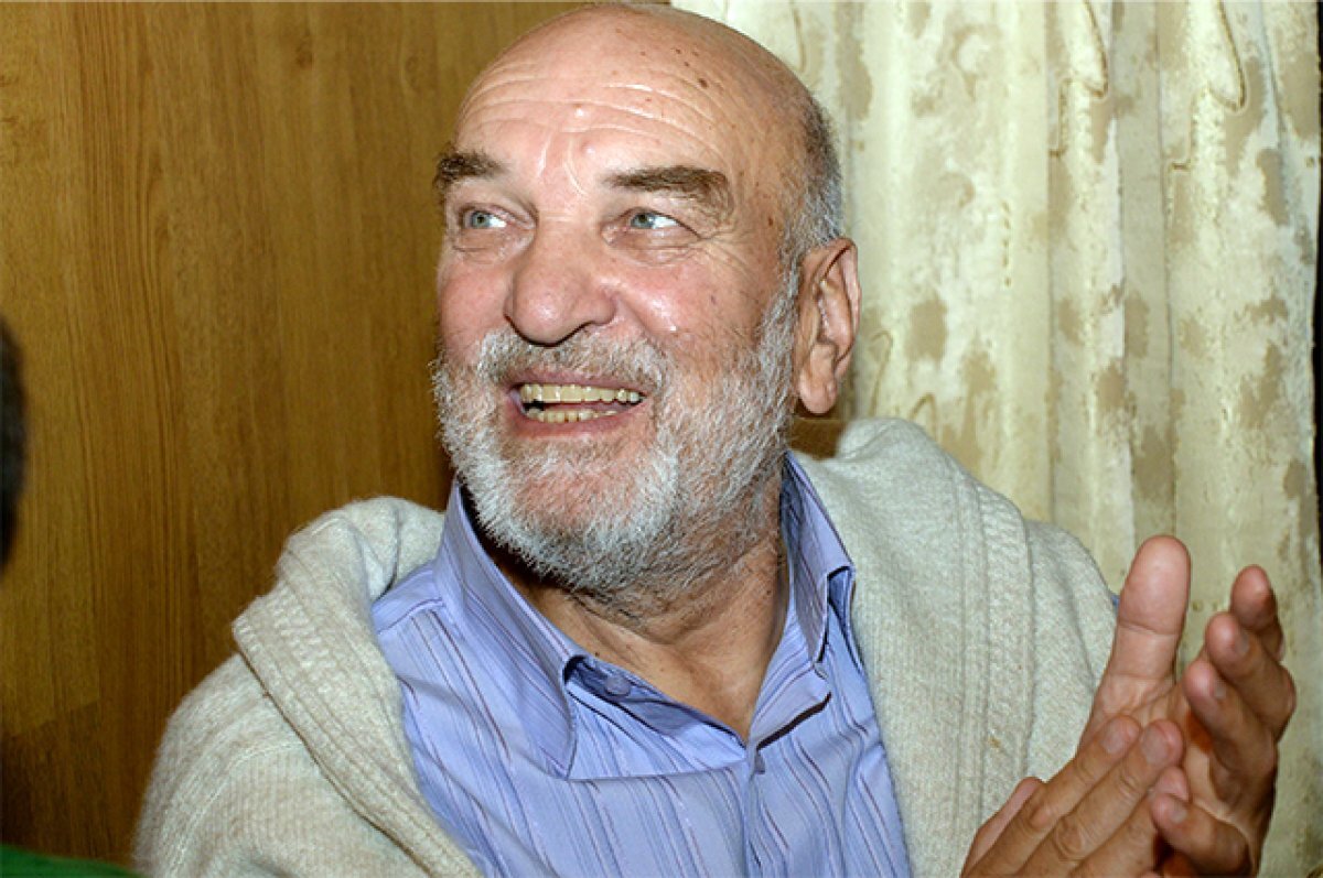    Алексей Петренко.