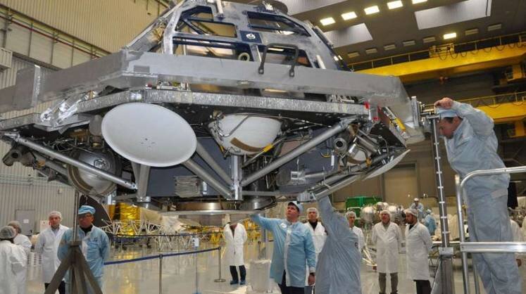    roscosmos.ru